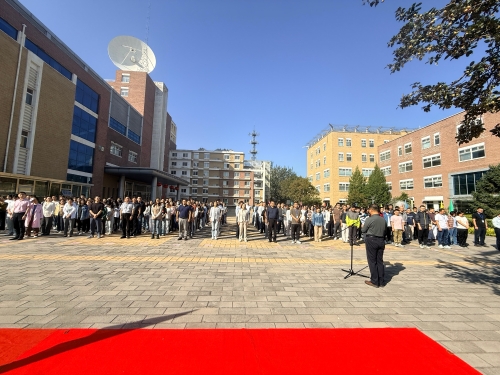 e8e6dd38-2e60-48f1-9b64-a03b200232eb